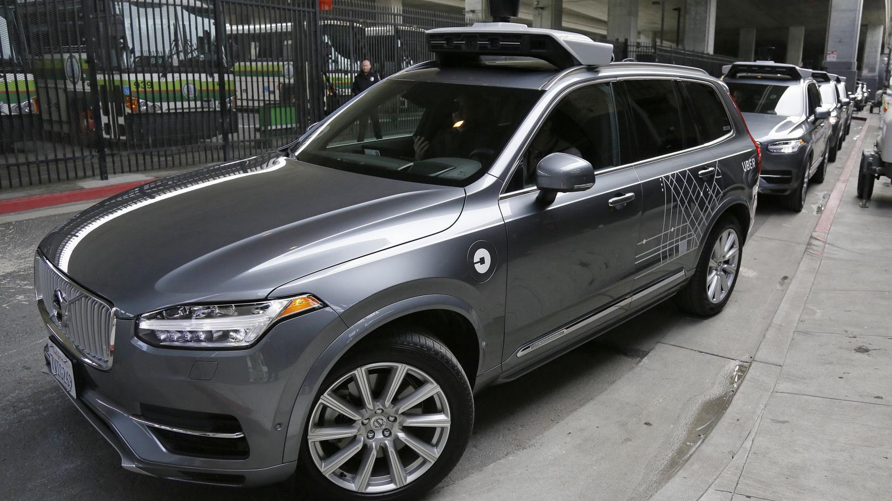 Uber drops self-driving car operations in Arizona